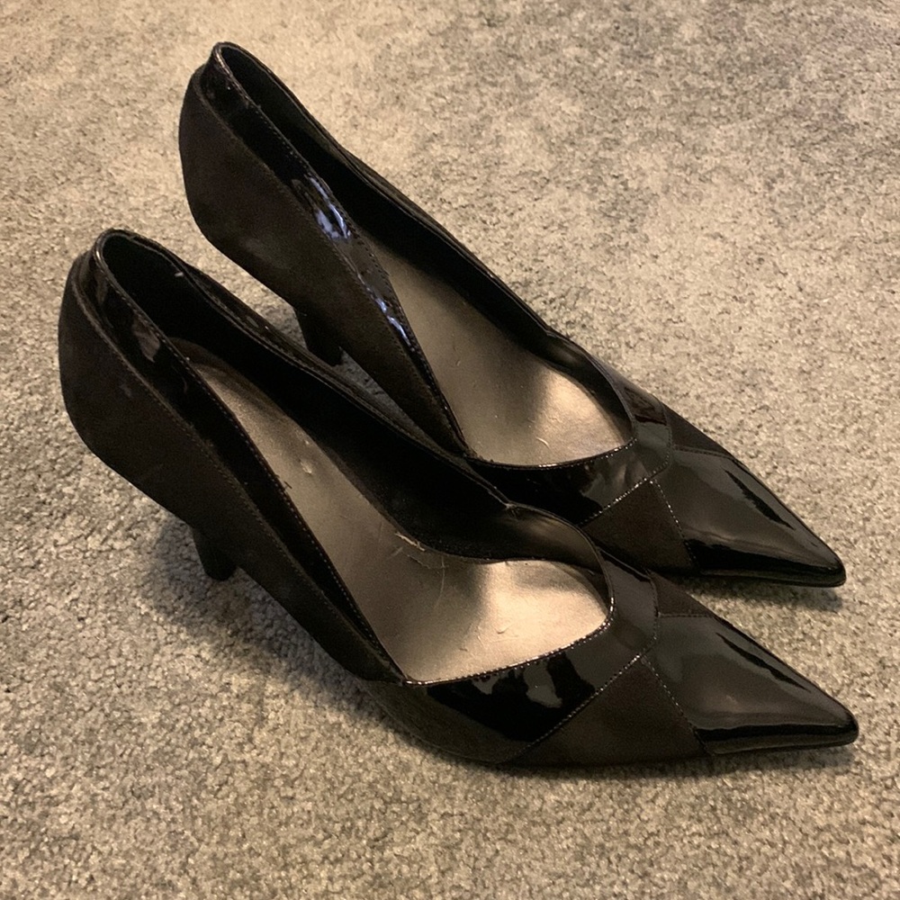 Nine West Black Suede & Patent Leather Pumps